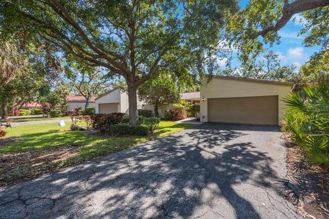 Building Photo - 6407 Quail Hollow Pl