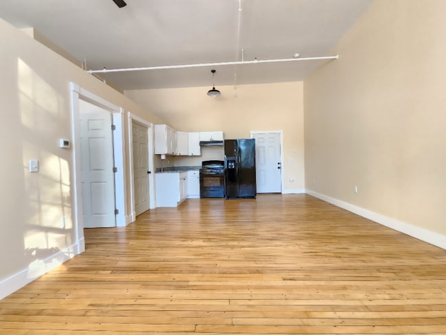 Photo - 21 Jefferson St Unit 4