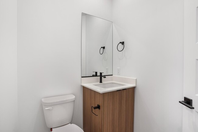 Photo - 325 S 1930 W