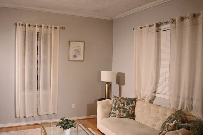 Photo - Comfy & Chic Council Bluffs Retreat - 2BR 1B