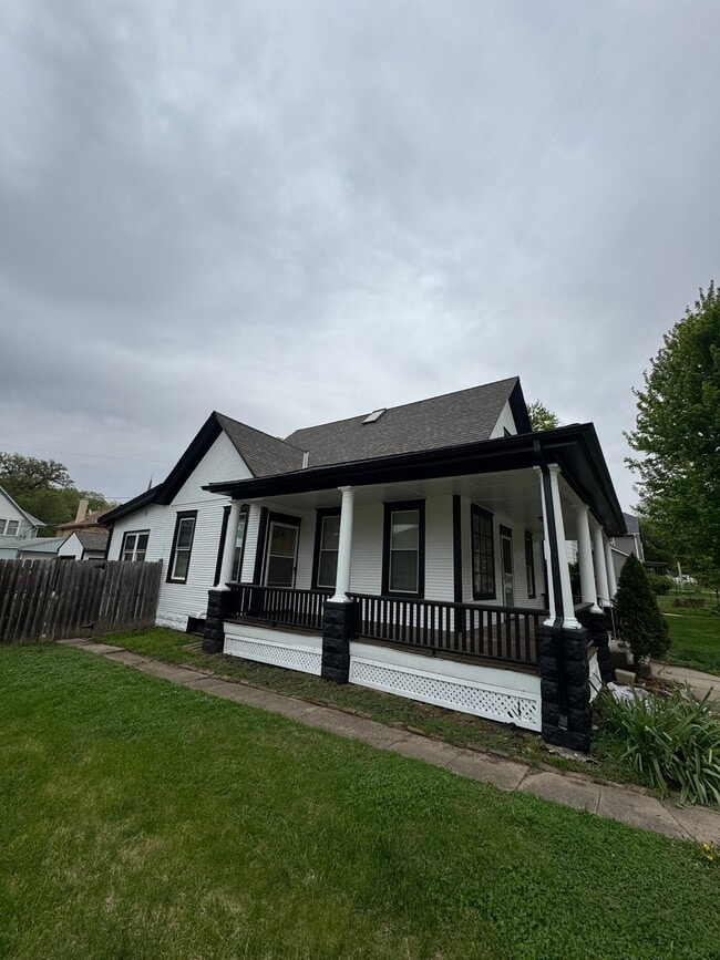 Photo - 221 Lincoln Ave