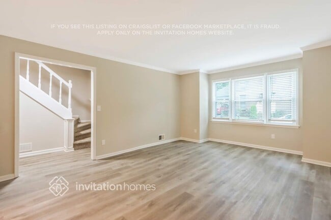 Photo - 1358 Briers Dr