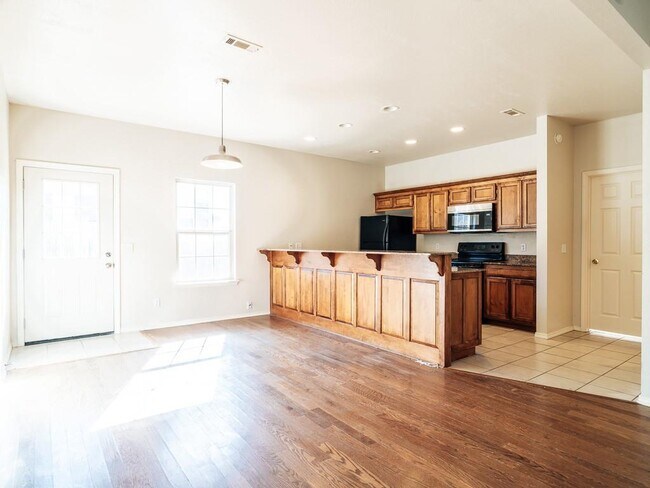 Photo - 3007 SW Amberwood Ave