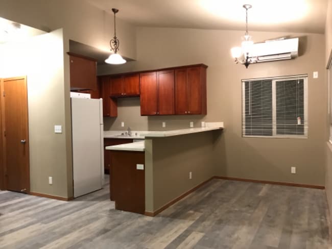 Photo - 321 N Wycoff Ave Unit 6