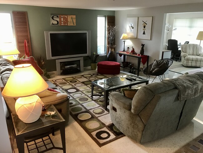 Photo - 2439 Terry Ln