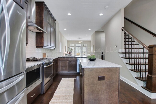 Photo - 4103 Township Pkwy