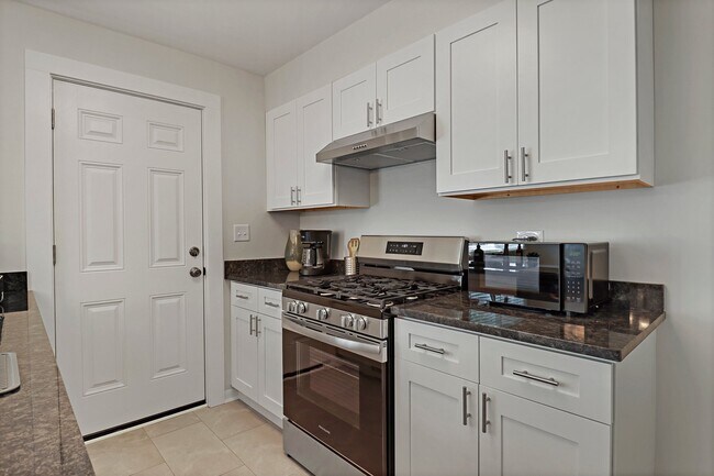 2313 Western Ave Unit 2313