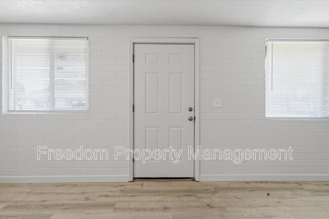 3114 Iowa Ave