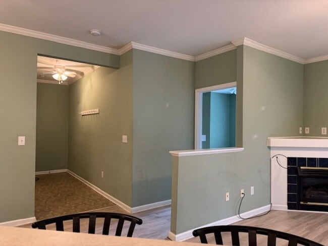 Spacious Condo in Knollwood – Pool, Gym an... - Spacious Condo in Knollwood – Pool, Gym an...