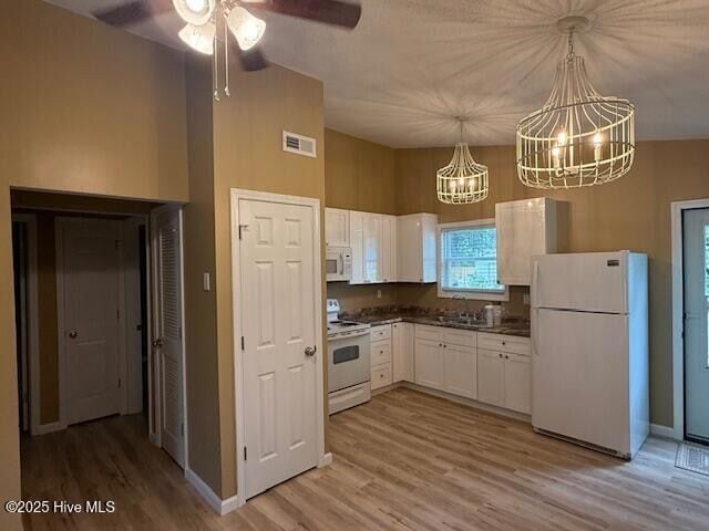 Photo - 100 Twin Wood Dr