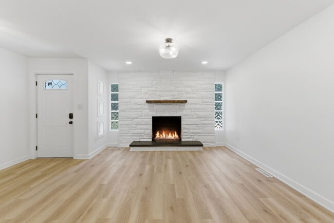 Photo - 10173 Joliet St