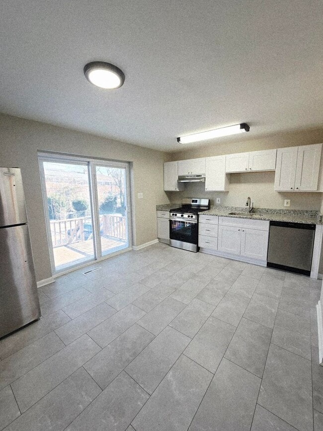 Photo - Newly Renovated 2-Bedroom, 1-Bathroom Home in Beechfield