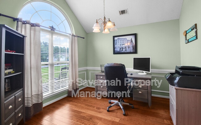 Photo - 141 Nandina Wy