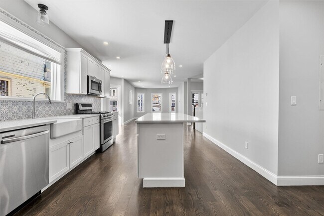 Photo - 83 Centre St Unit 1