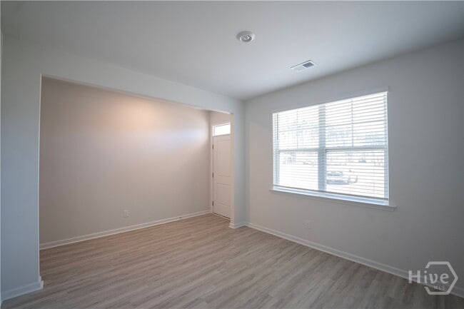 Photo - 122 Kraft Kove