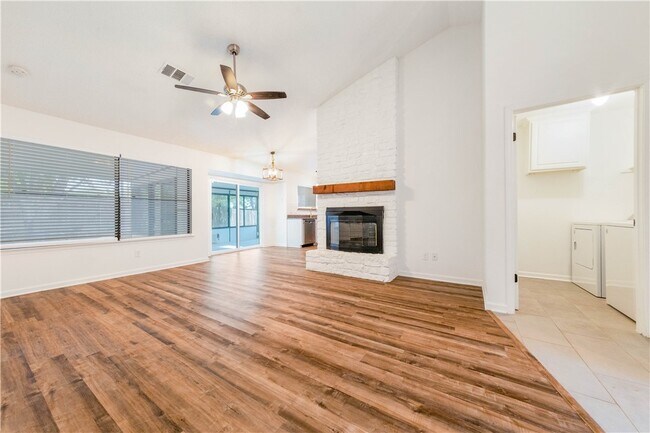 Photo - 2014 Balsam Way