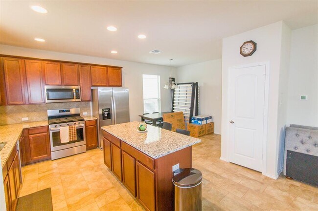 Photo - 2601 Chandler Creek Blvd