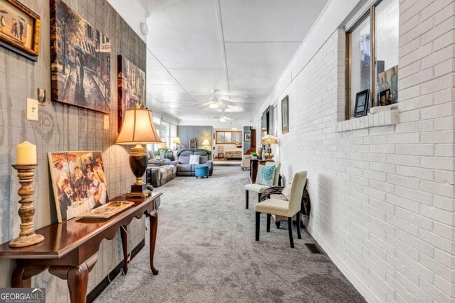 Photo - 250 New Hope Pl