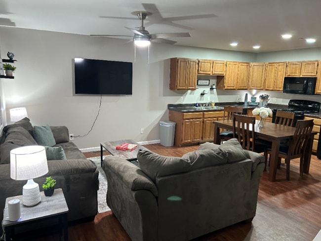 Photo - 57-63 Iron St