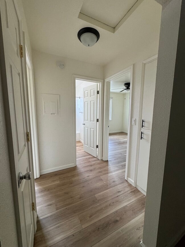 Photo - Riverside Apartments