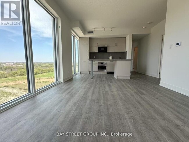 Photo - 56 Andre de Grasse St Unité 1415