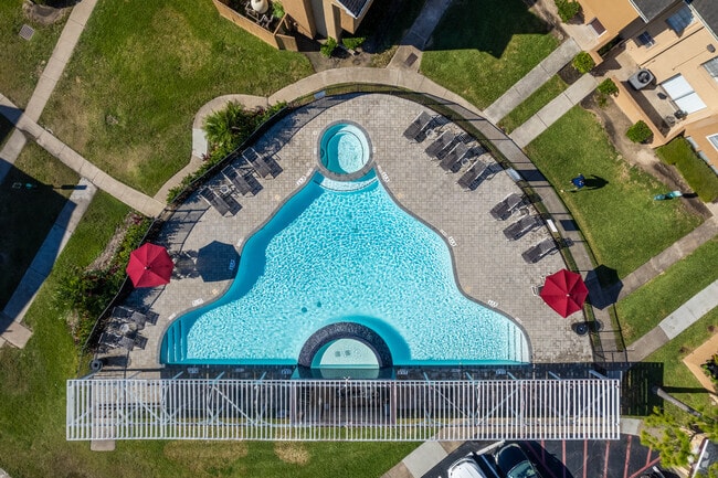 Aerial - Nottingham Residences Rental