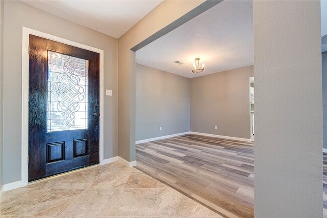 Photo - 17930 Seven Pines Dr