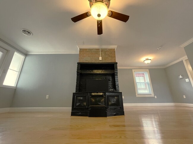 Sala de estar - 209 College Ave Unidad 2