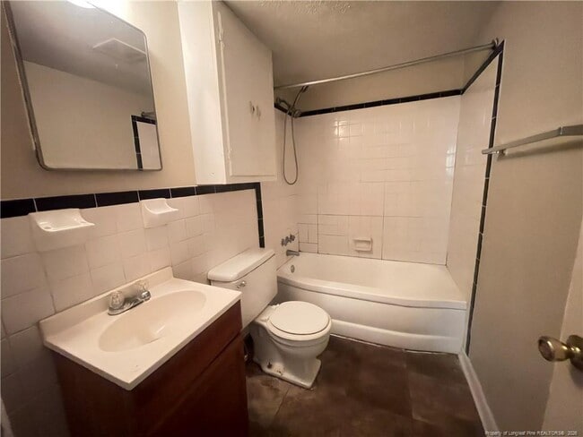 Photo - 824 Ridge Rd