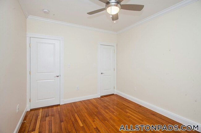 Photo - 33 Walbridge St Unit 1