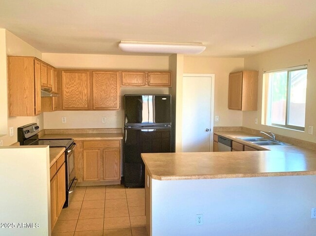 Photo - 6698 E Summerset Rd
