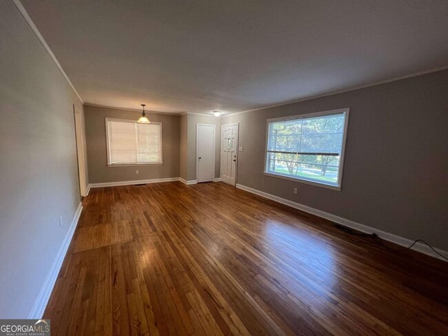 Photo - 434 Christopher Dr