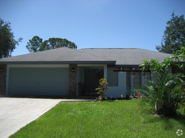 Building Photo - 13231 Windcrest Dr Rental