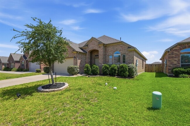Photo - 4305 E Bayou Maison Cir