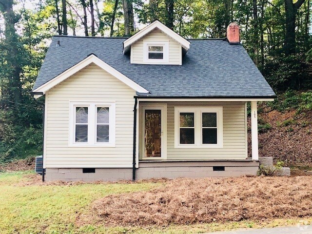Building Photo - NO HUD NO SECTION 8 ACCEPTED  - COMPLETELY... Rental