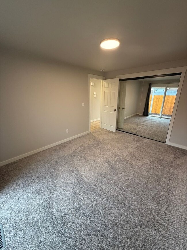 Photo - Newly Remodeled Large 2 Bedroom!