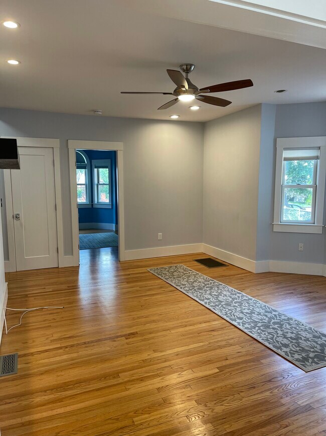 sala de estar al segundo dormitorio - 12 Berkeley St Unidad 1