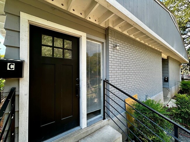 Photo - 3304 Tom Green St