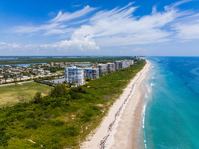 Photo - 2700 N Hwy A1A Condominio