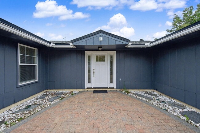 Photo - 6 Pinehurst Dr