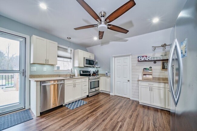 Photo - 216 Central St Unidad 2