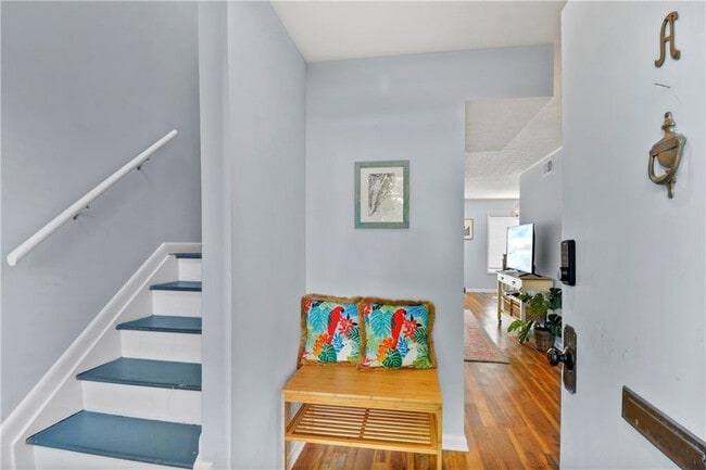 Photo - 807 Mallery St
