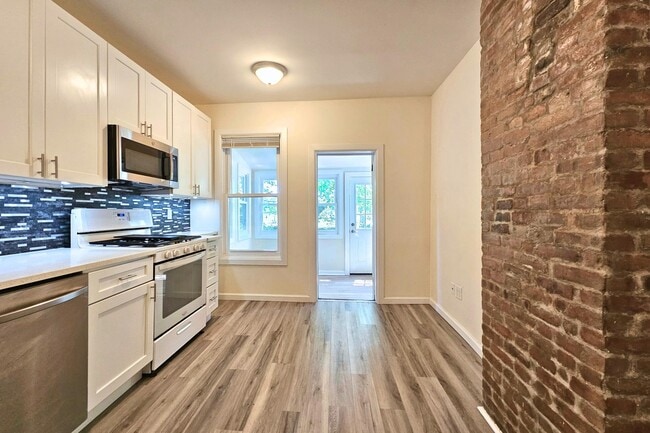 Photo - 45 Gautier Ave Unit 1