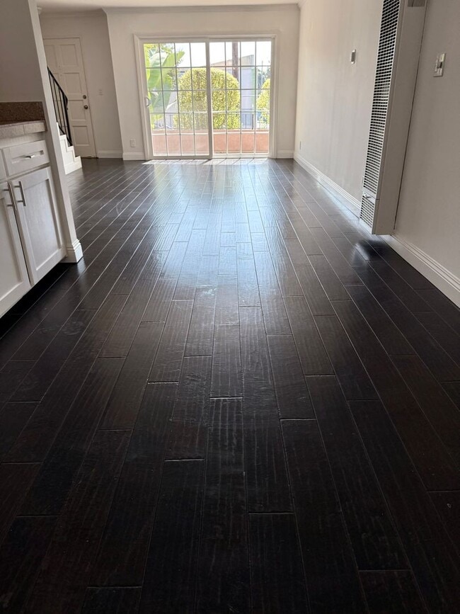 The Juanita Villa Townhomes