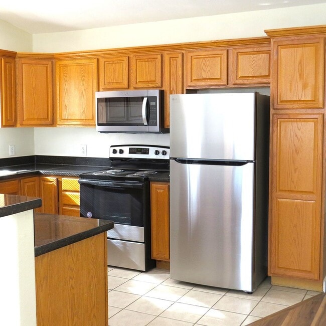 Photo - FREE RENT UNTIL THE END OF THE MONTH!!!