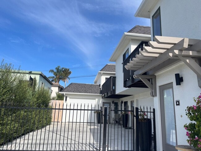 Photo - 110 Cuyama Ave Unidad 110 A