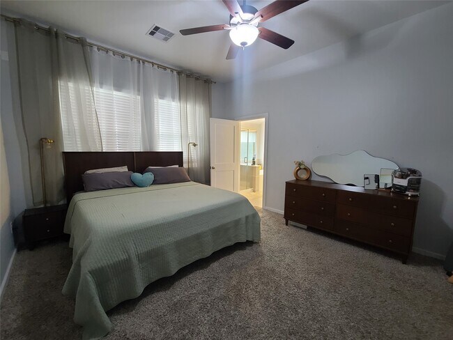 Photo - 7035 Coneflower Creek Ct