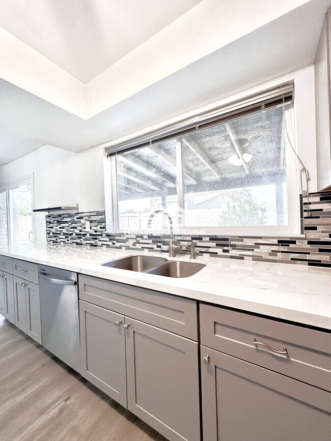 Photo - 17624 N 20th Dr