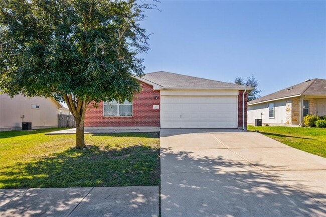 Photo - 219 Almquist St