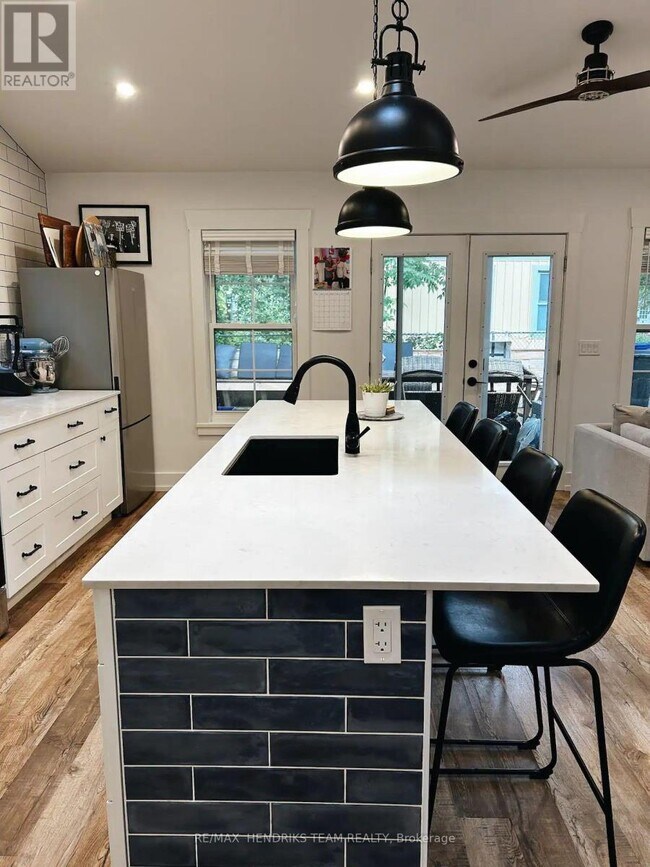 Photo - 399 Elmwood Ave